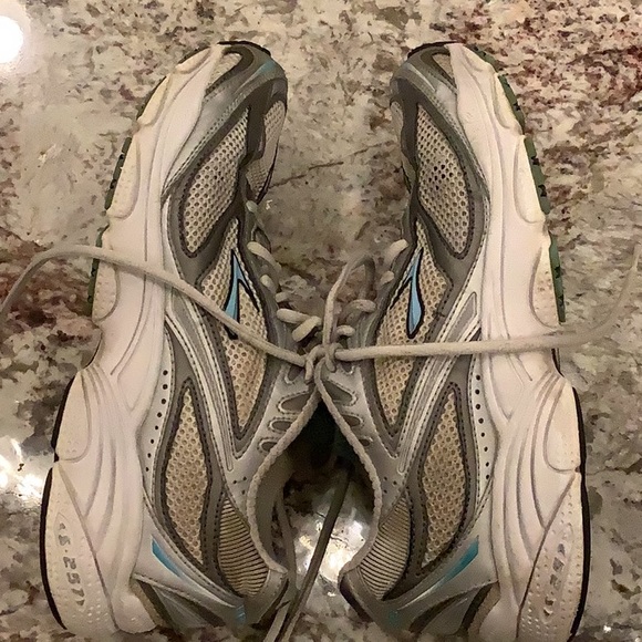 Brooks S251 - Size 10. - Picture 8 of 8